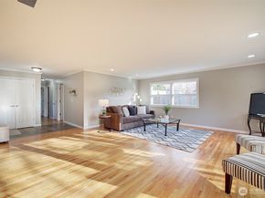 15023 Simonds Road NE, Kenmore WA 98028