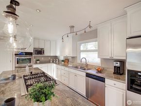 15023 Simonds Road NE, Kenmore WA 98028