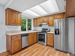 5508 172nd Place SW, Lynnwood WA 98037