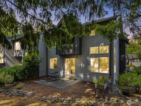 3752 257th Avenue SE, Sammamish WA 98029