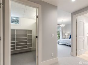 1 Ward Street C, Seattle WA 98109