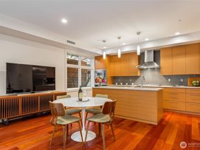 1 Ward Street C, Seattle WA 98109