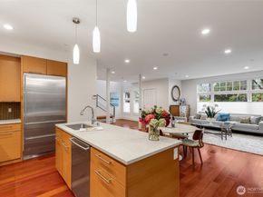 1 Ward Street C, Seattle WA 98109