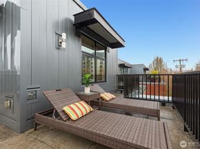1 Ward Street C, Seattle WA 98109