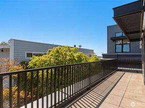 1 Ward Street C, Seattle WA 98109