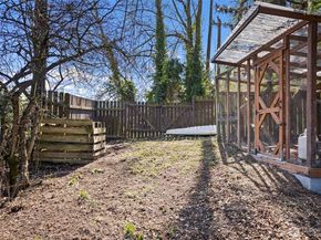 302 S Barton Street, Seattle WA 98108
