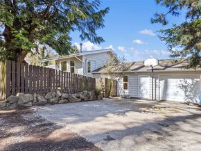 302 S Barton Street, Seattle WA 98108