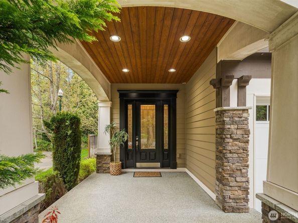 25812 SE 28th Place, Sammamish WA 98075
