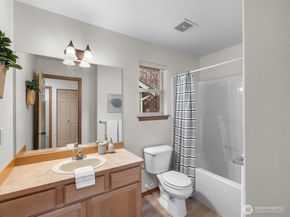 20307 11th Avenue W, Lynnwood WA 98036
