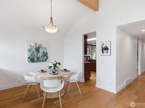 6006 105th Avenue NE, Kirkland WA 98033