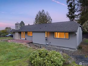 6006 105th Avenue NE, Kirkland WA 98033