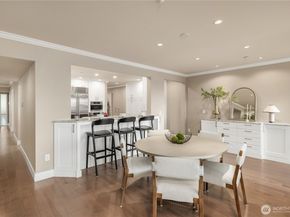 735 1st Street S 103, Kirkland WA 98033