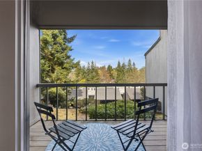 6352 137th Place NE 259, Redmond WA 98052