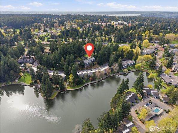 6352 137th Place NE 259, Redmond WA 98052
