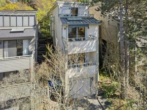 4014 57th Avenue SW, Seattle WA 98116