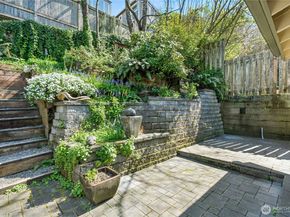 4014 57th Avenue SW, Seattle WA 98116