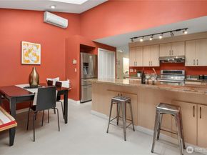 4014 57th Avenue SW, Seattle WA 98116