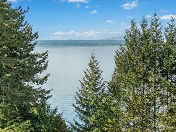 4014 57th Avenue SW, Seattle WA 98116