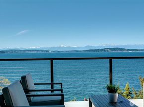 6029 Atlas Place SW, Seattle WA 98136