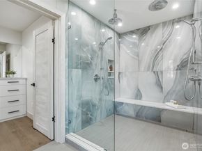 6029 Atlas Place SW, Seattle WA 98136