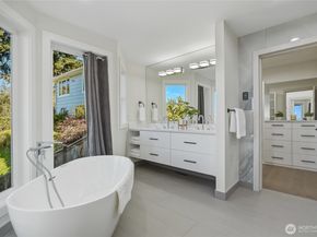 6029 Atlas Place SW, Seattle WA 98136