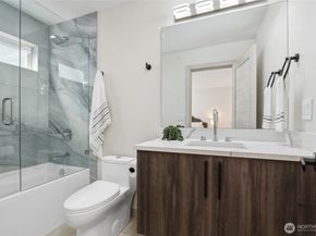 6029 Atlas Place SW, Seattle WA 98136