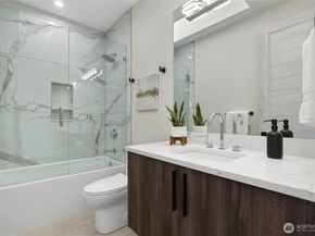 6029 Atlas Place SW, Seattle WA 98136