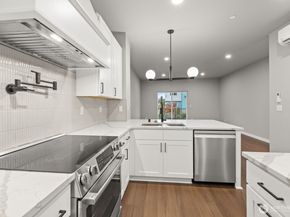 16823 Alder Way G5, Lynnwood WA 98037