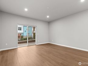 16823 Alder Way G5, Lynnwood WA 98037