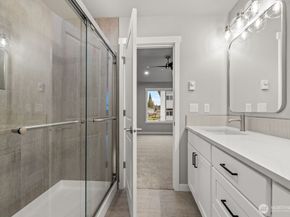 16823 Alder Way G5, Lynnwood WA 98037