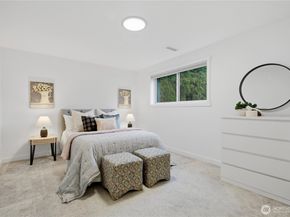 11742 NE 150th Place, Kirkland WA 98034