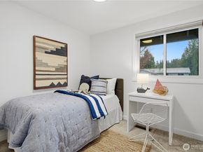 11742 NE 150th Place, Kirkland WA 98034