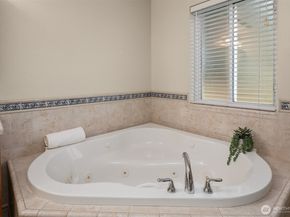 12401 8th Drive SE, Everett WA 98208