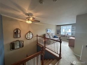 303 S 325th Lane 22D, Federal Way WA 98003