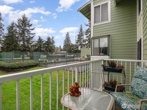 2417 S 222nd Street A6, Des Moines WA 98198