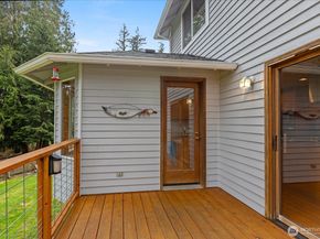 11008 210th Street SE, Snohomish WA 98296