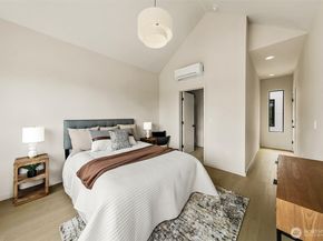 8733 13th Avenue NW A, Seattle WA 98117