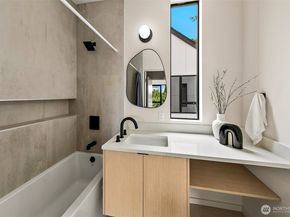 8733 13th Avenue NW A, Seattle WA 98117