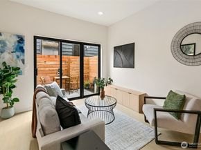 8733 13th Avenue NW A, Seattle WA 98117