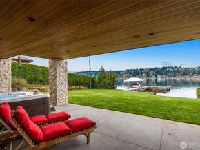 5629 Pleasure Point Lane SE, Bellevue WA 98006
