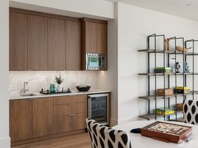 1032 89th Avenue NE, Bellevue WA 98004