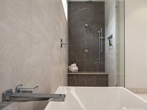 1032 89th Avenue NE, Bellevue WA 98004