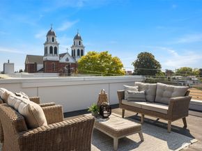 1704 E Marion Street, Seattle WA 98122