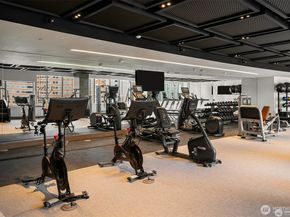 838 Avenue Square NE 1403, Bellevue WA 98004