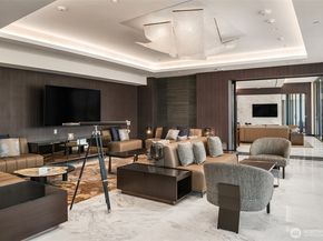 838 Avenue Square NE 1403, Bellevue WA 98004