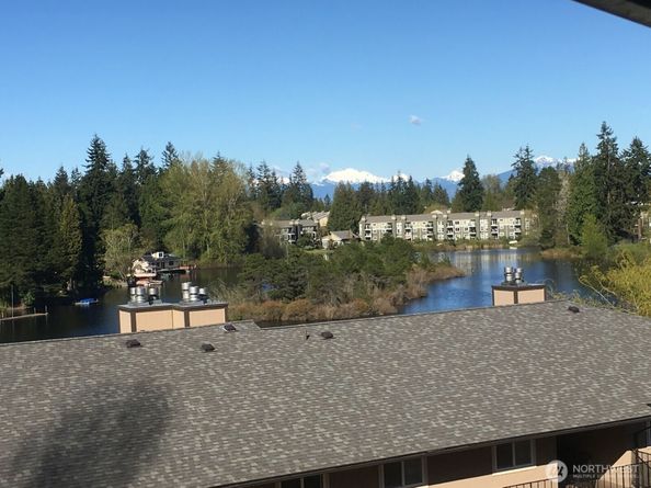 323 75th Street SE B10, Everett WA 98203