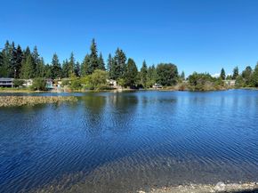 323 75th Street SE B10, Everett WA 98203