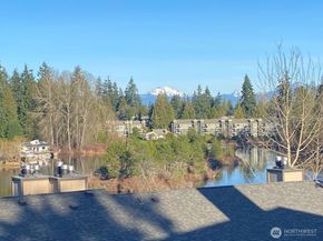 323 75th Street SE B10, Everett WA 98203