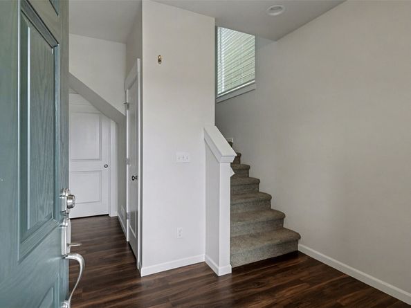 20024 90th Place S, Kent WA 98031