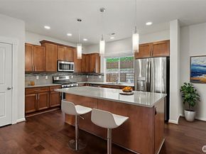 20024 90th Place S, Kent WA 98031